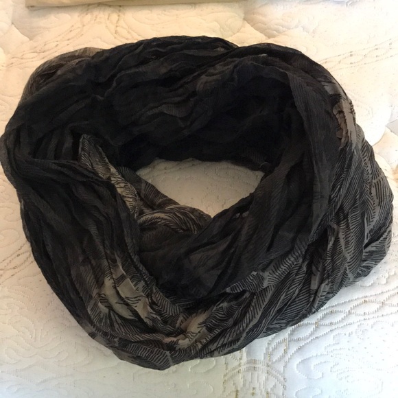 Infinity Scarves - Picture 4 of 4